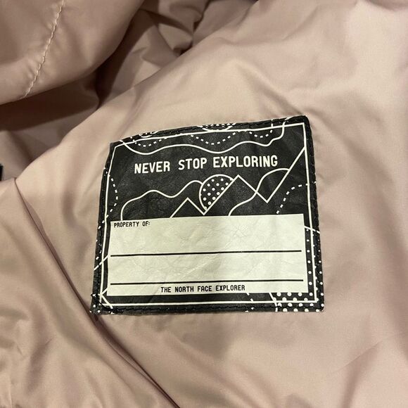 The North Face NWOT Lavender Quilted  Hooded Jacket Girls 10-12 M - Picture 5 of 10